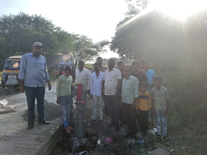 गावातील पंप दुरुस्ती व नवीन पाईपलाईन